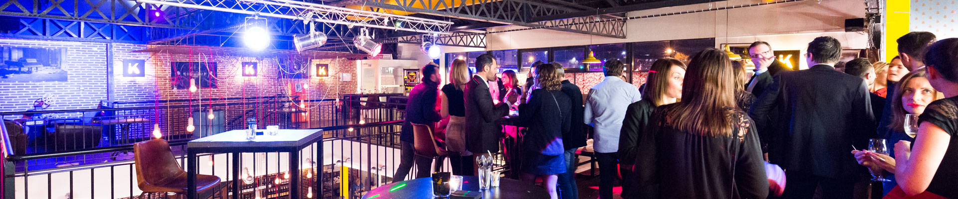 la-fabrik-steakhouse-food-&-drink-restaurant-bar-hangar-quai-rouen-seine-52-bandeau-ambiance-1920×400